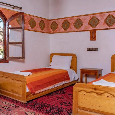 Hotel Awayou Bou Drarar Екстериор снимка