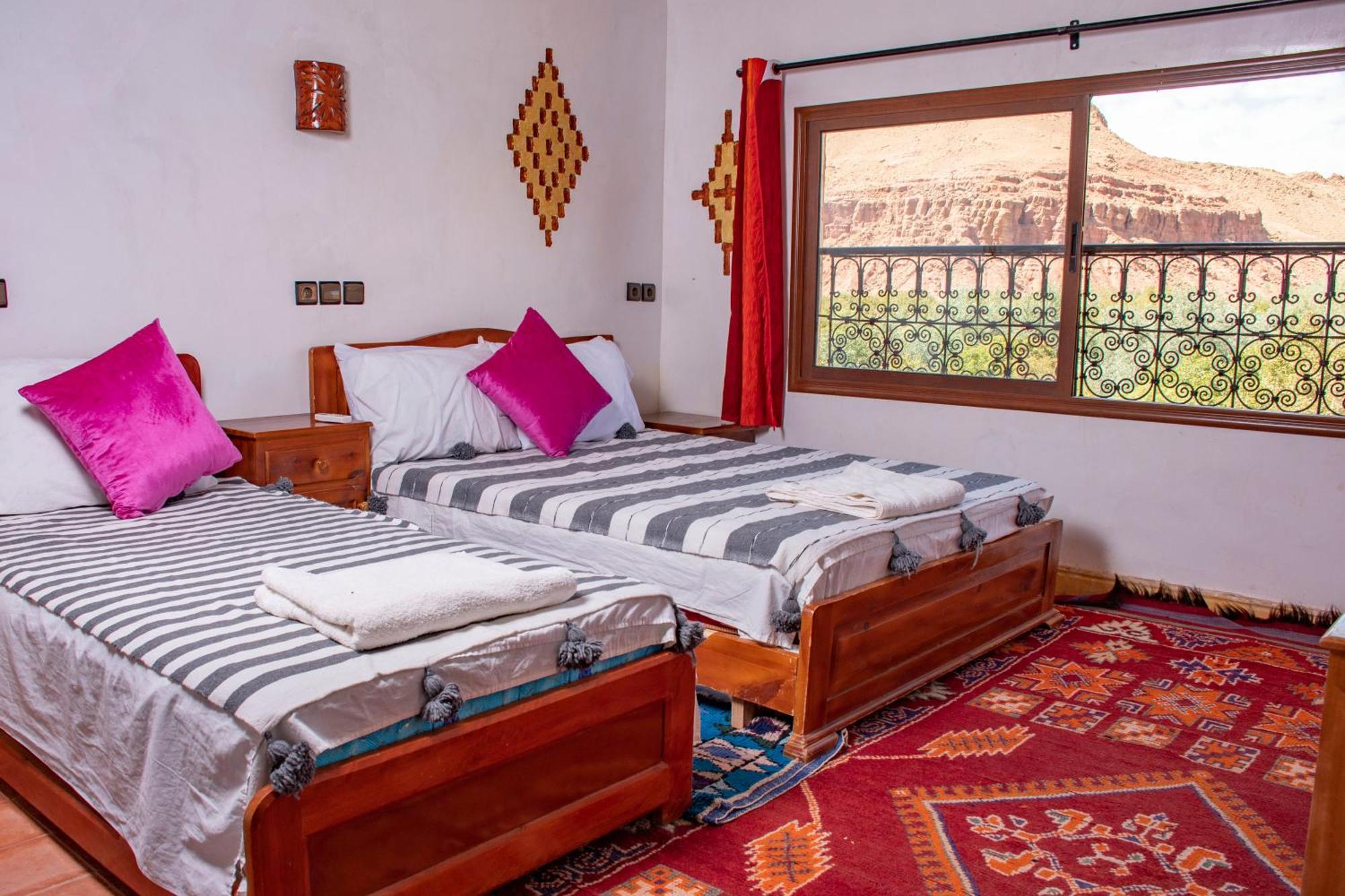 Hotel Awayou Bou Drarar Екстериор снимка