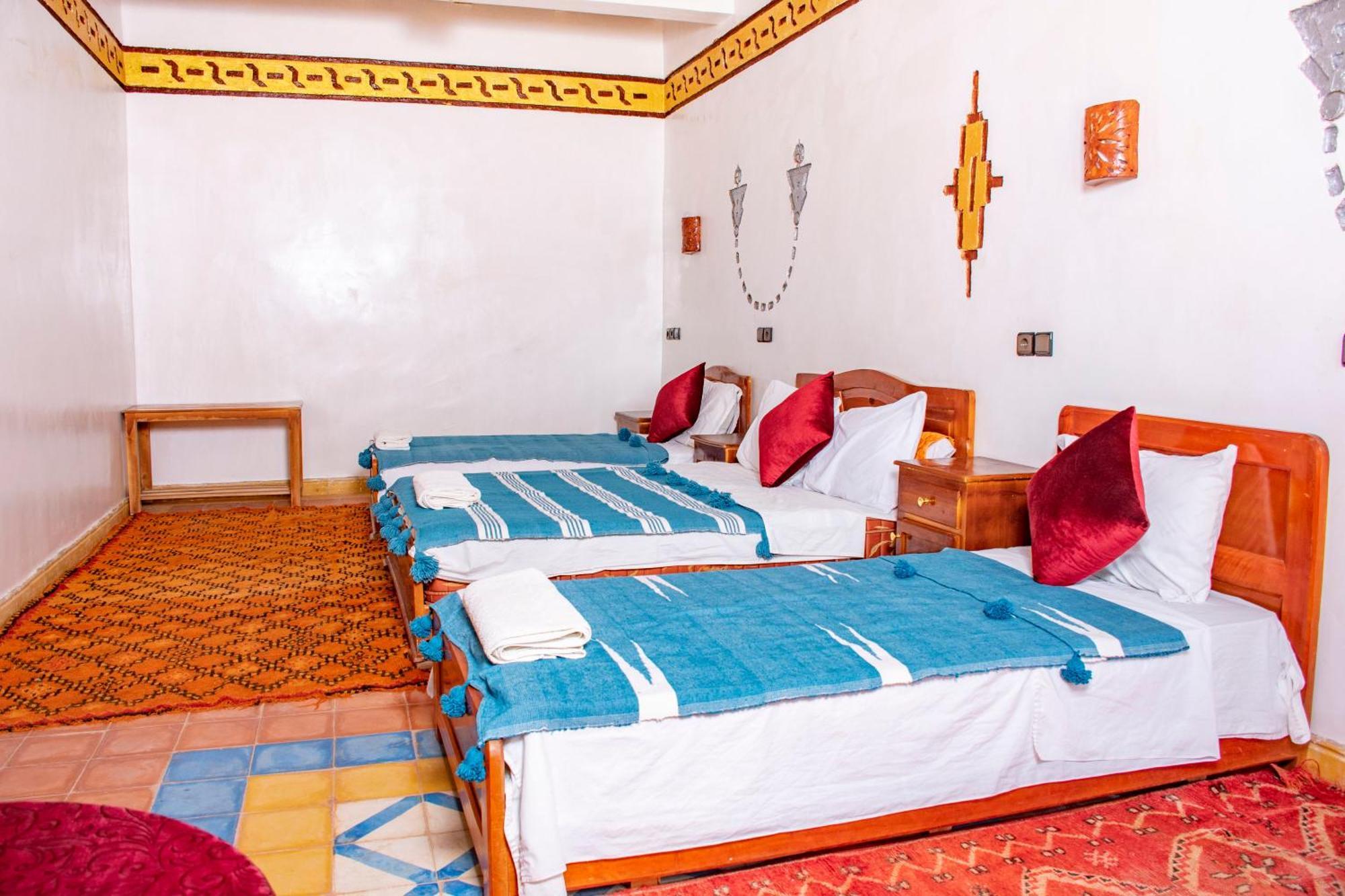 Hotel Awayou Bou Drarar Екстериор снимка