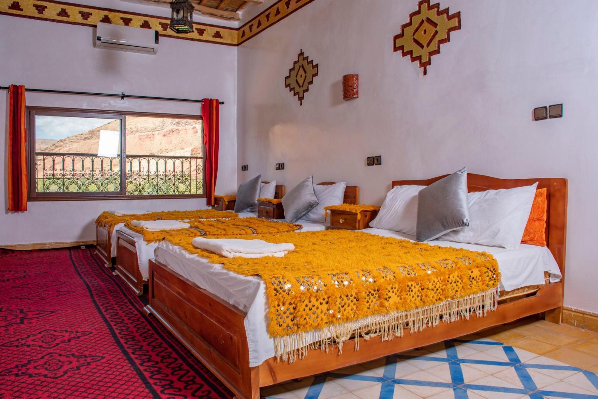 Hotel Awayou Bou Drarar Екстериор снимка