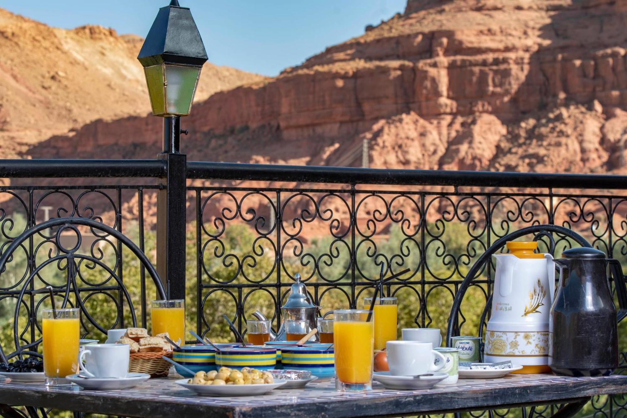 Hotel Awayou Bou Drarar Екстериор снимка